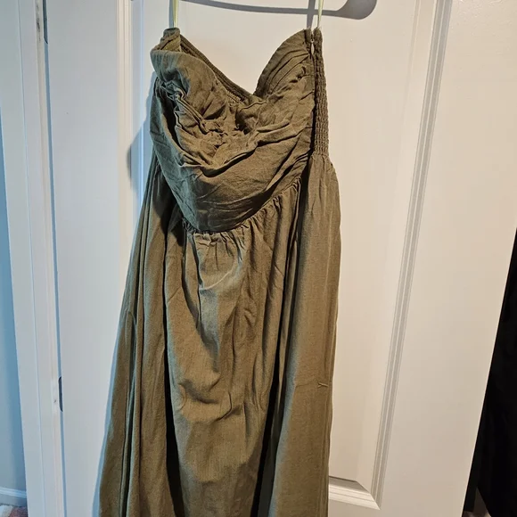 Petal & Pup Olive Strapless Dress - Picture 6 of 6